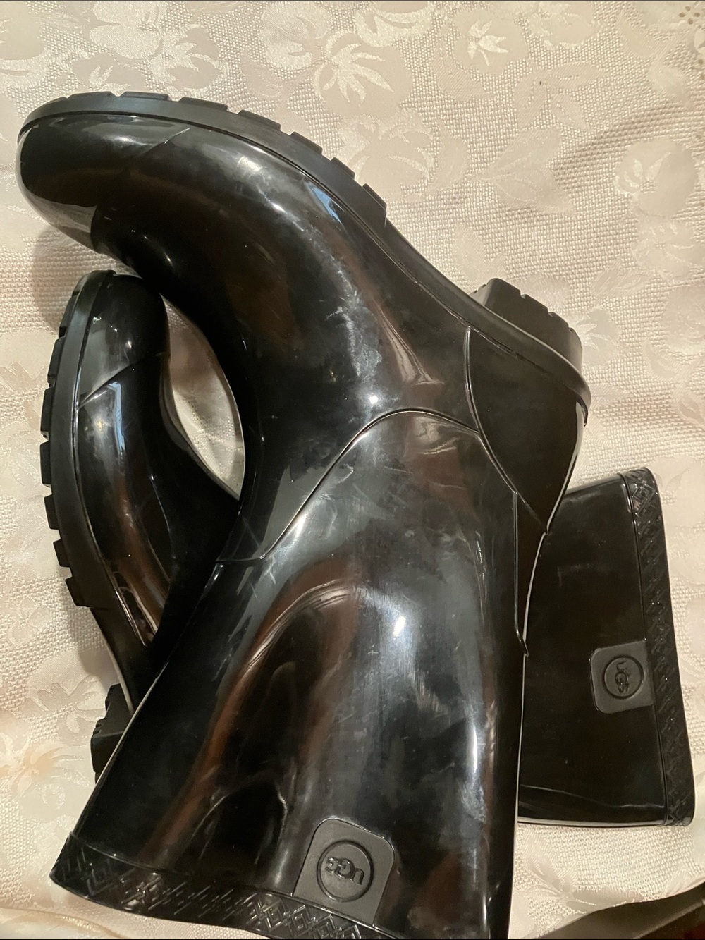 UGG Women's Black Glossy Rain Boots